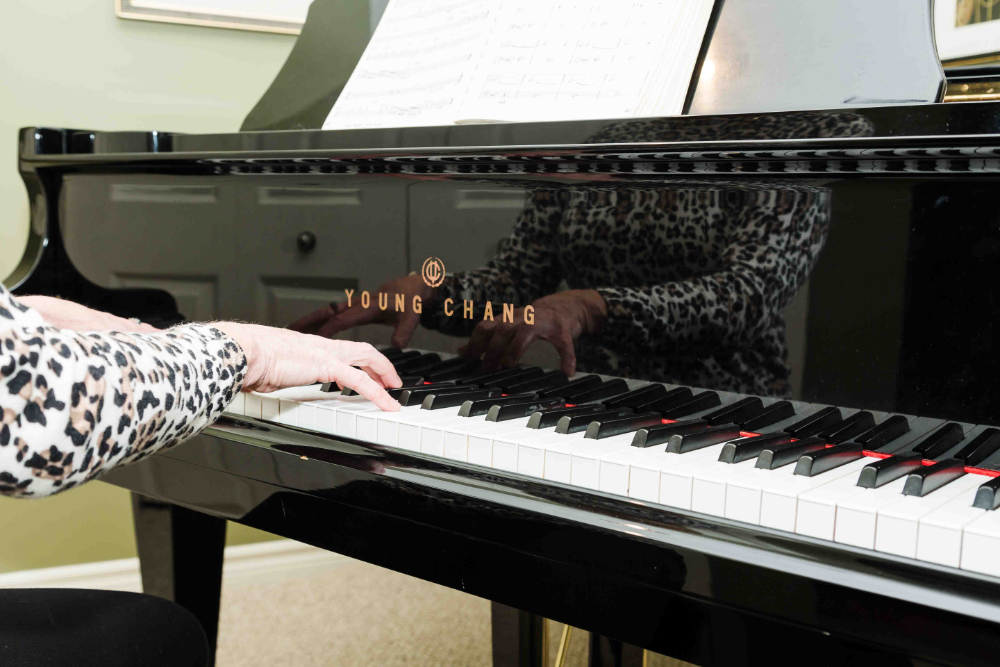 hands on piano keys